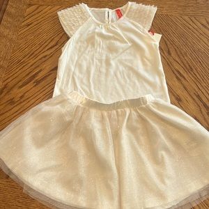 New gorgeous Ruby & Bloom cream gold sparkling Tutu Skirt and short sleeve shirt